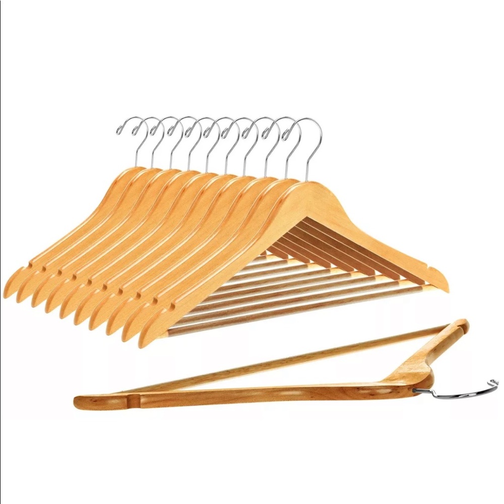 20 Luxury Wood Hangers